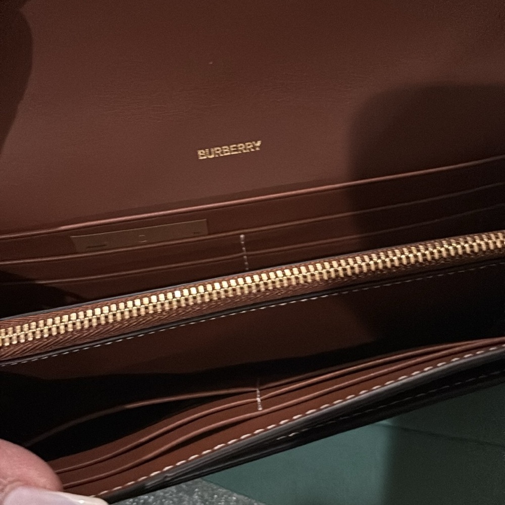 Burberry Wallet - Picture 4 of 4